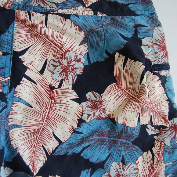 Patagonia swim trunks board shorts floral blue 36 - Picture 3 of 7